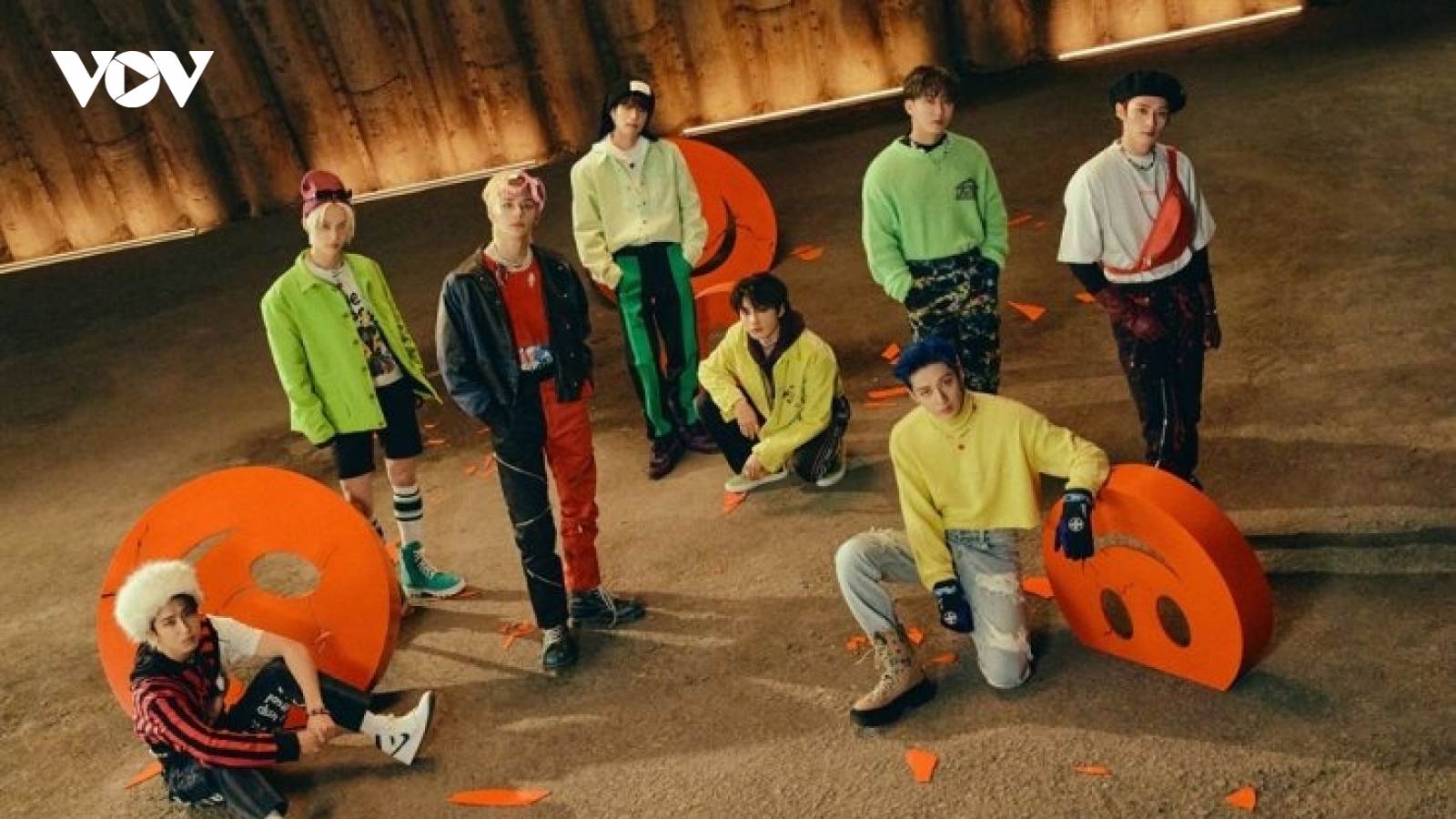 Stray Kids san bằng thành tích của BTS