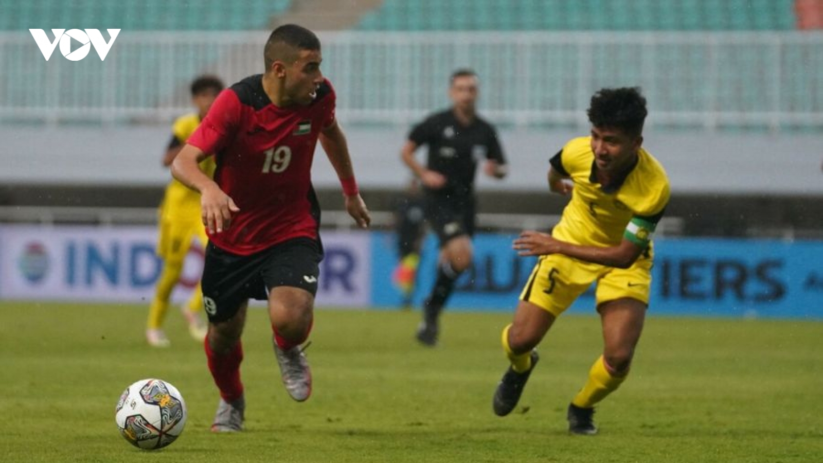 Lịch thi đấu bóng đá hôm nay (3/10): Indonesia tổ chức vòng loại U17 châu Á 2023