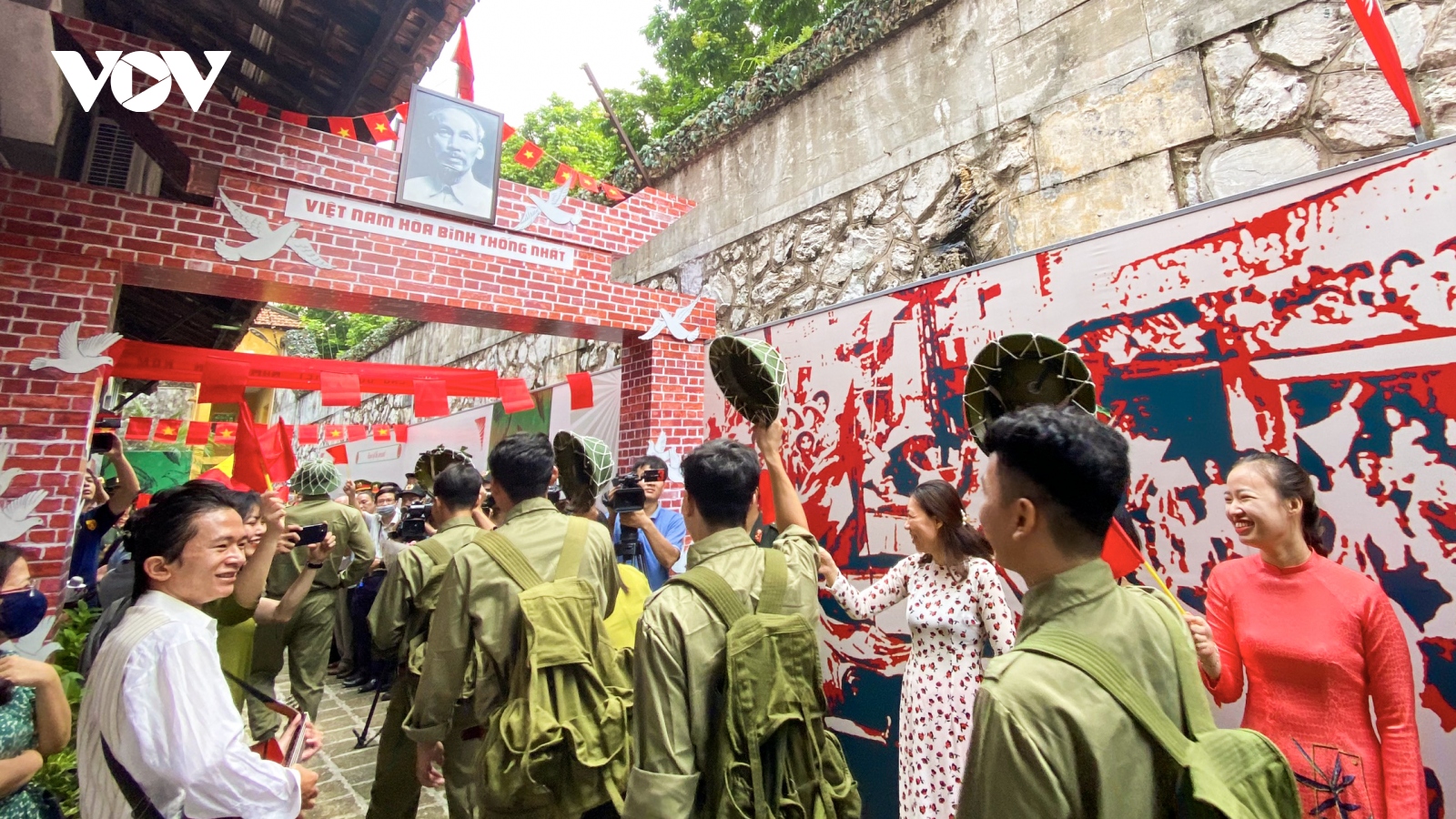 Di tích Nhà tù Hỏa Lò ra mắt sản phẩm mới