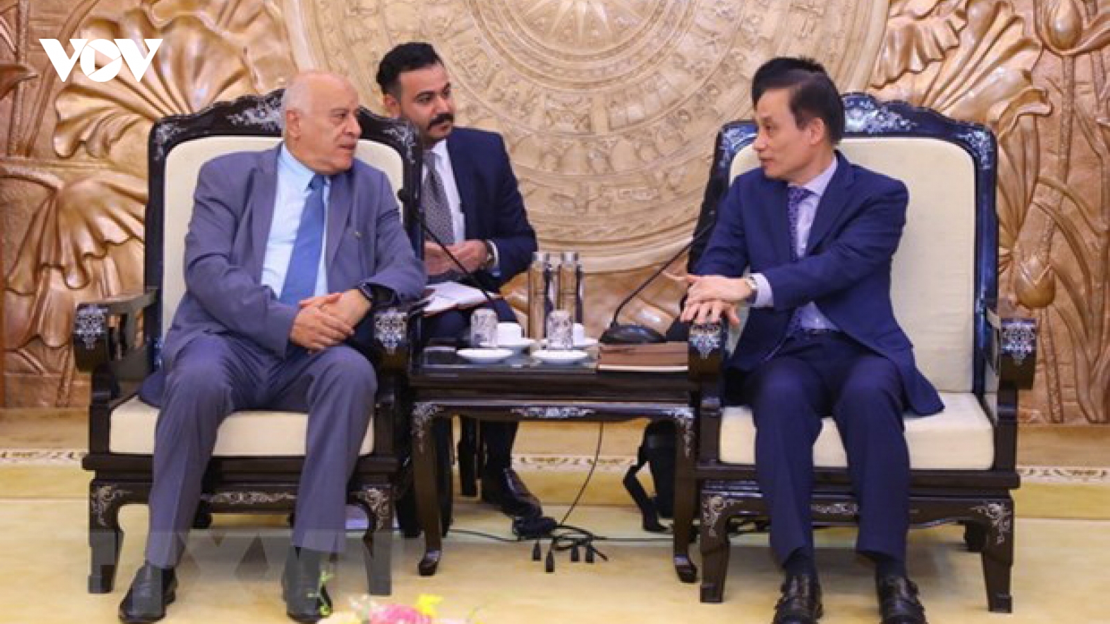 Ông Lê Hoài Trung tiếp Đoàn đại biểu Đảng Phong trào Giải phóng Dân tộc Palestine