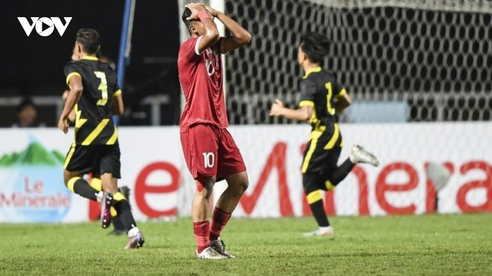 U17 Indonesia thảm bại vì mắc “bệnh ngôi sao”