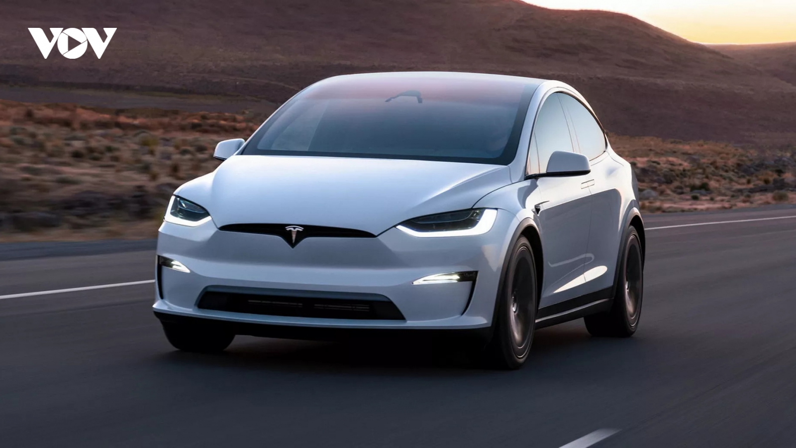 Ít nhất 10 tai nạn chết người vừa được báo cáo có liên quan đến xe tự lái của Tesla