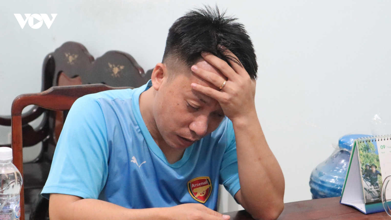 Thuê xe rồi làm giả giấy tờ mang đi cầm cố