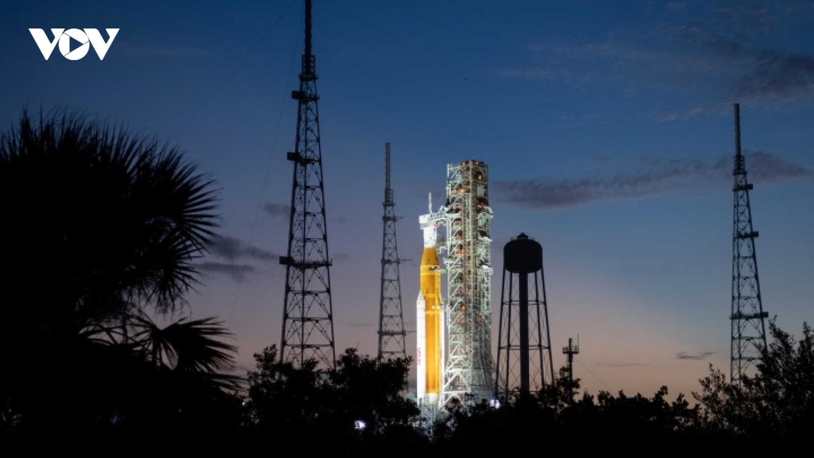 NASA lại chuẩn bị cho nỗ lực phóng thử lần thứ 3 tên lửa Mặt trăng