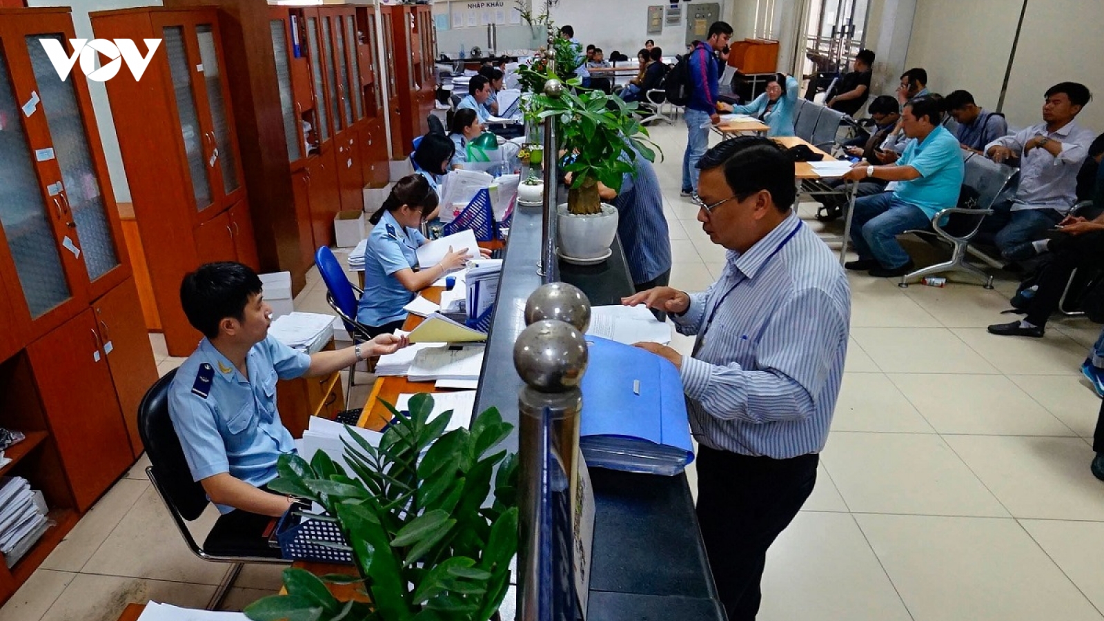 Ngành Tài chính đối thoại với doanh nghiệp về thủ tục chính sách thuế, hải quan