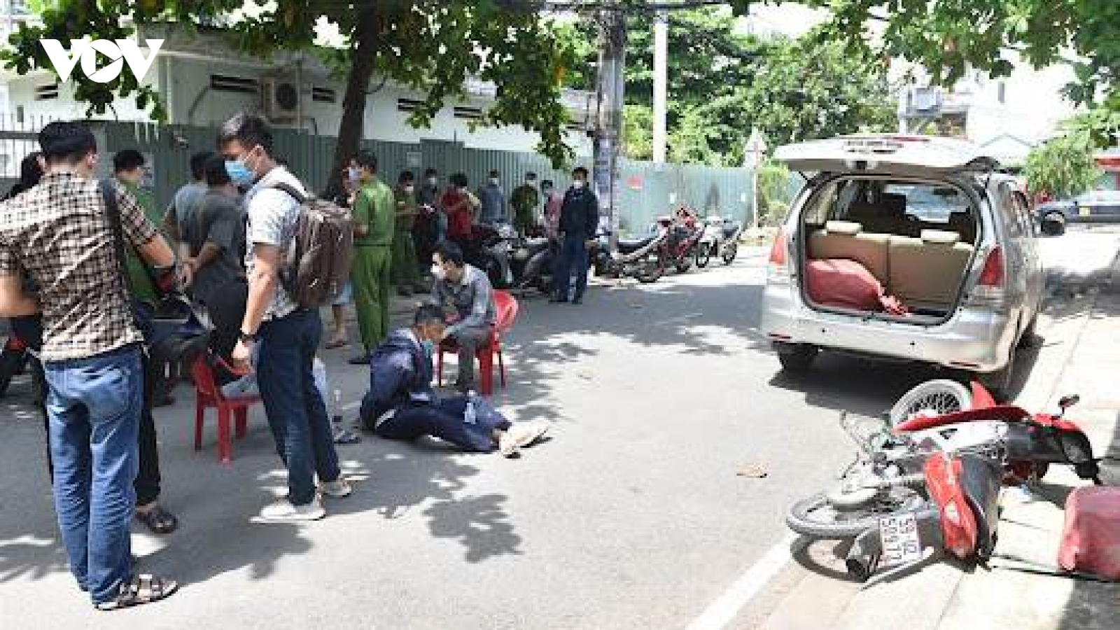 Hơn 100 cảnh sát vây bắt tội phạm ma túy trong đường dây của "bà trùm" Oanh Hà