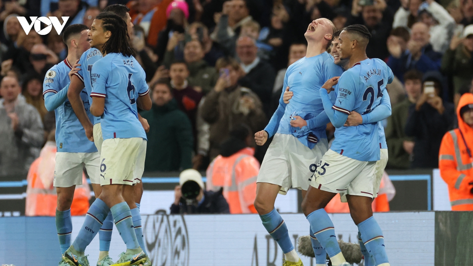 Haaland ghi bàn ở phút bù giờ, 10 người của Man City thắng nghẹt thở Fulham