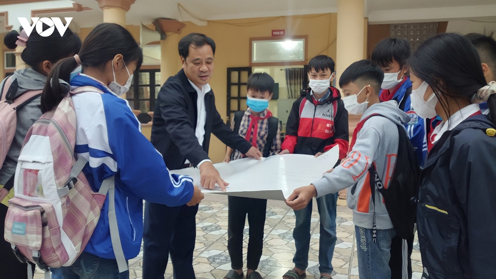 Hành trình 30 năm “trồng người” của thầy giáo Lịch sử tại vùng đất học