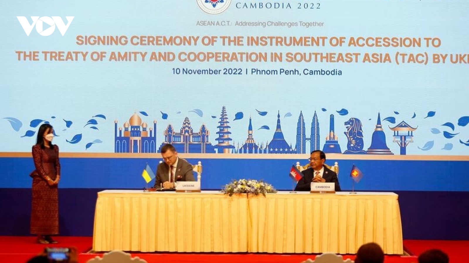 
        Ngoại trưởng ASEAN nhóm họp hoàn tất chuẩn bị các Hội nghị Cấp cao ASEAN  
                                  
              