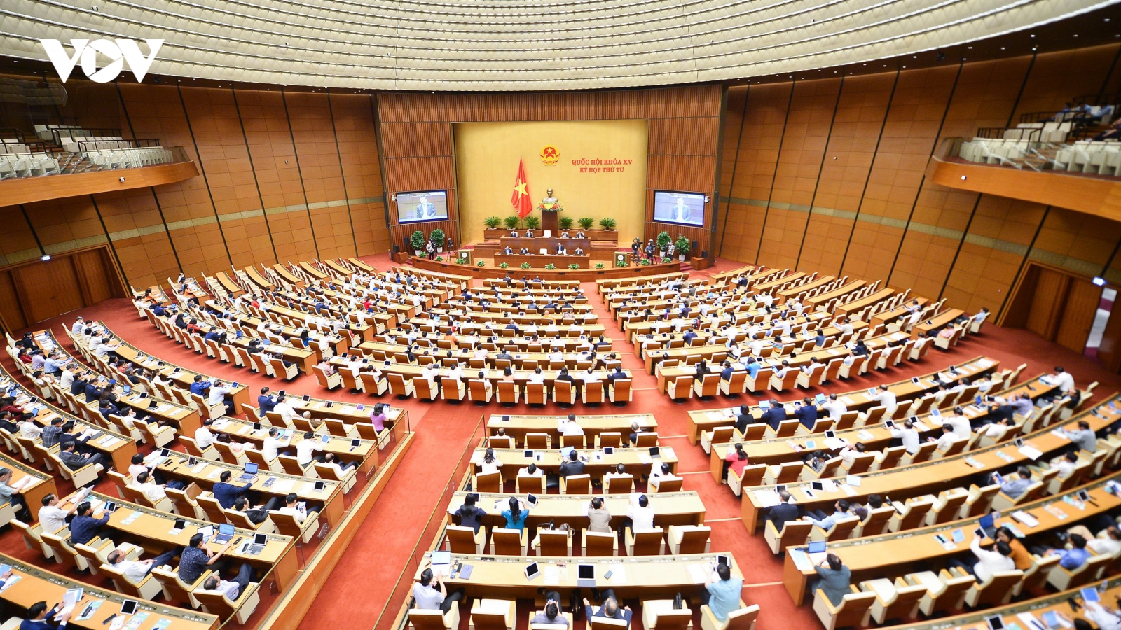 Quốc hội họp 2 đợt tại Kỳ họp thứ 5, giám sát tối cao nguồn lực chống Covid-19