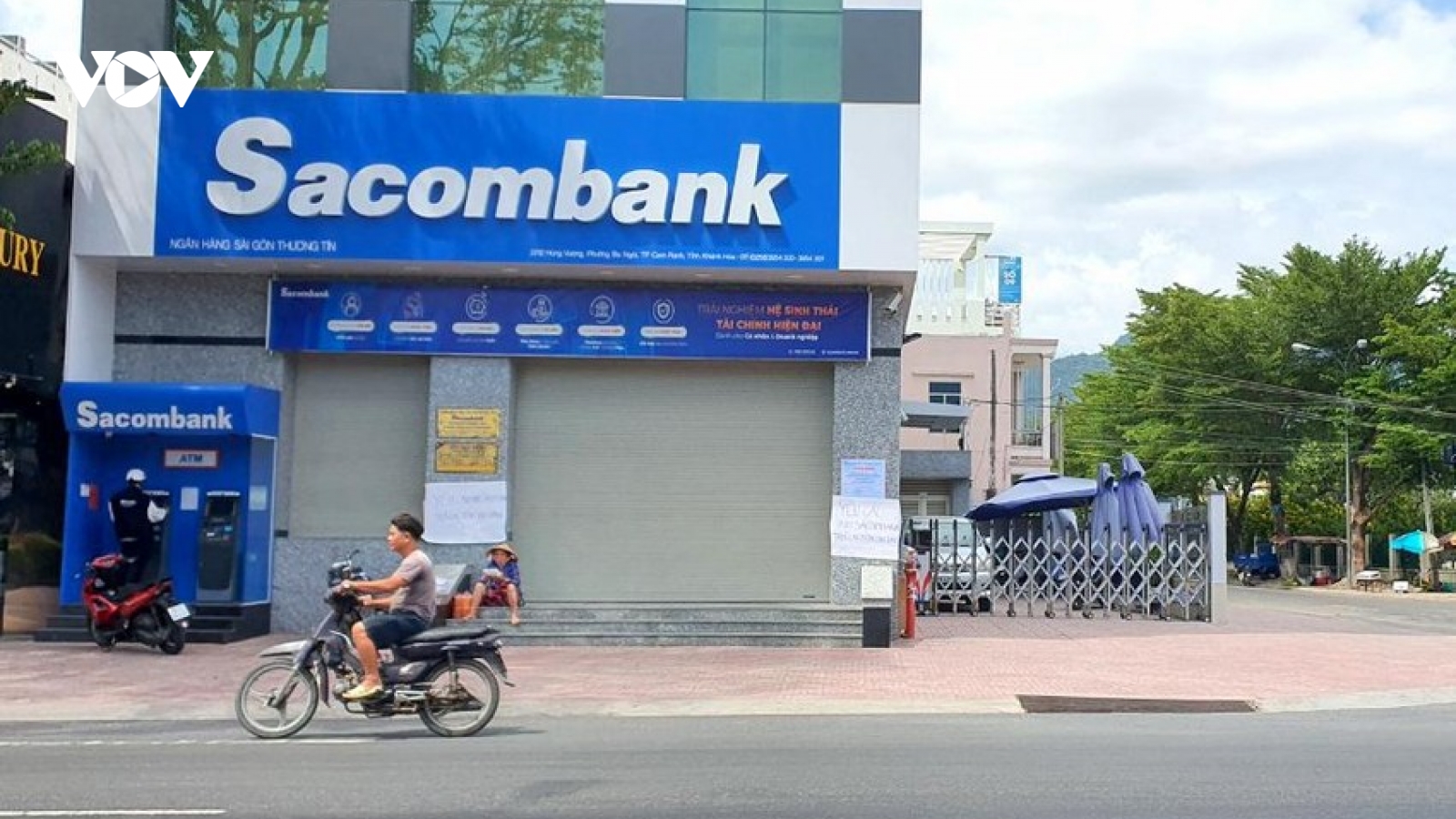 Khởi tố 4 cựu nhân viên Sacombank Cam Ranh tội “Tham ô tài sản”