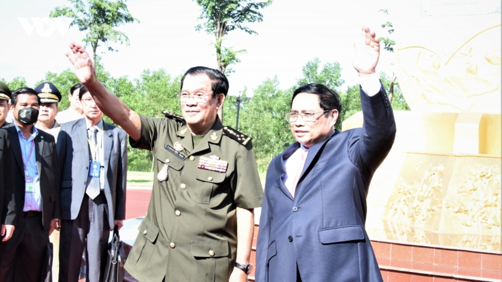 Thủ tướng lần đầu thăm Campuchia: Đoàn kết vì sự phồn vinh của mỗi nước
