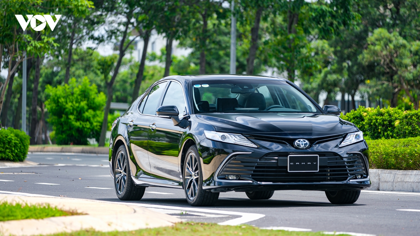 Giải mã lý do khiến Toyota Camry là sedan hạng D được chọn mua nhiều nhất