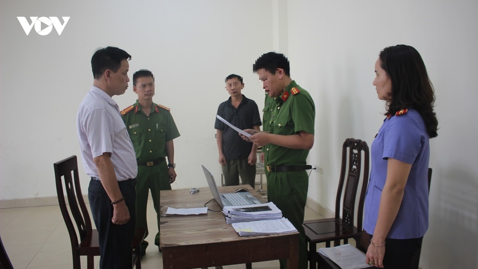 Nguyên đội trưởng đội quản lý trật tự đô thị bị bắt vì lừa đảo hàng chục tỷ đồng
