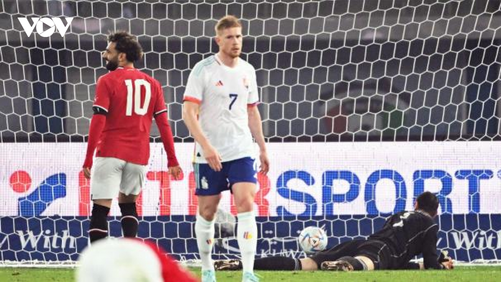 De Bruyne mắc sai lầm, Bỉ thua đau trước thềm World Cup 2022