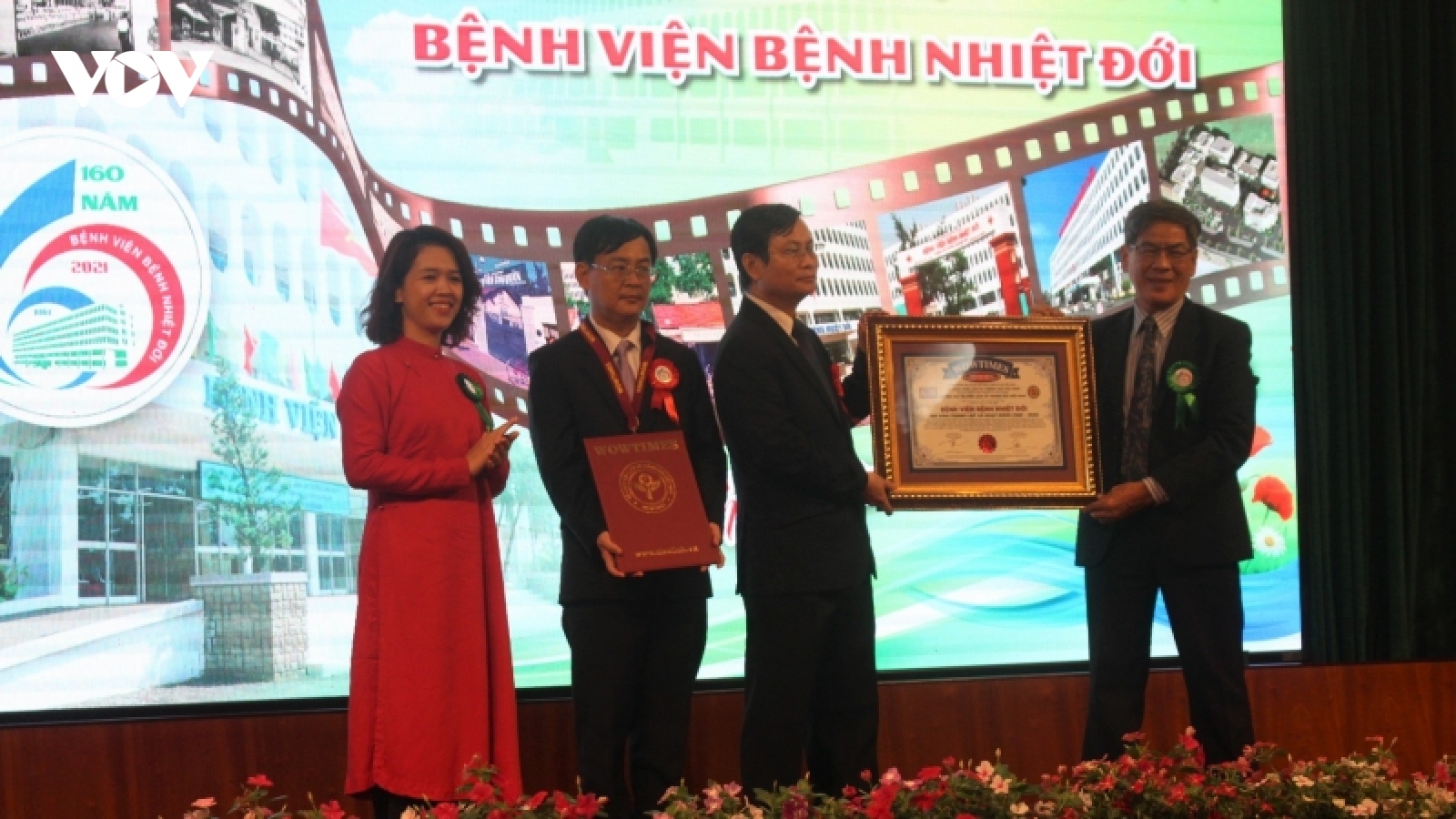 Bệnh viện Bệnh Nhiệt đới TP.HCM nhận kỷ lục “Bệnh viện lâu đời nhất Việt Nam”