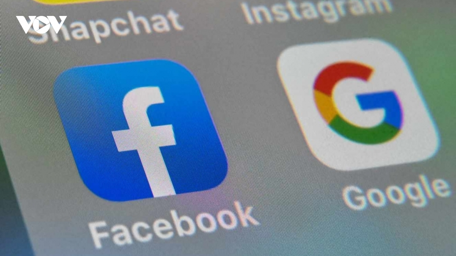 Mỹ và Pháp quản lý, giám sát mạng internet ra sao?