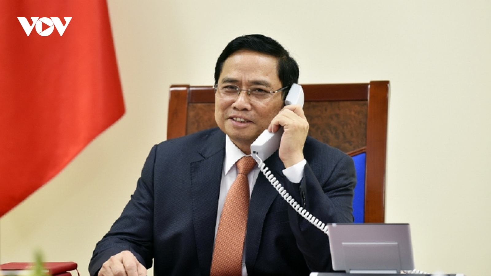 Thủ tướng Phạm Minh Chính điện đàm với Thủ tướng Cộng hòa Pháp