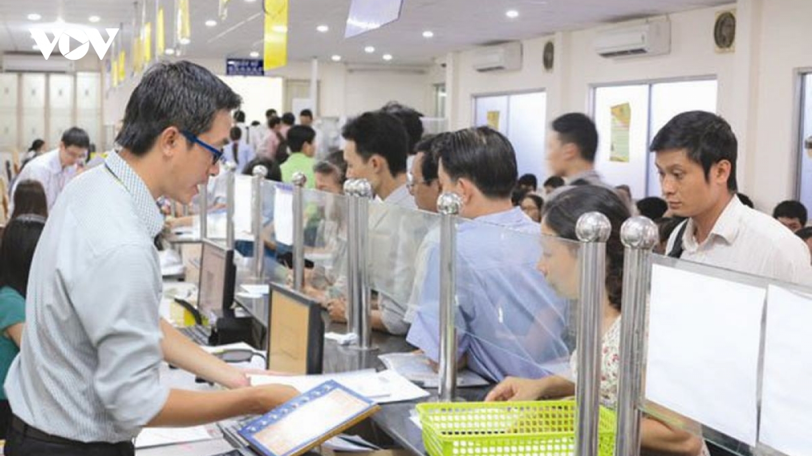 Gần 195.000 doanh nghiệp đăng ký thành lập mới và quay trở lại hoạt động