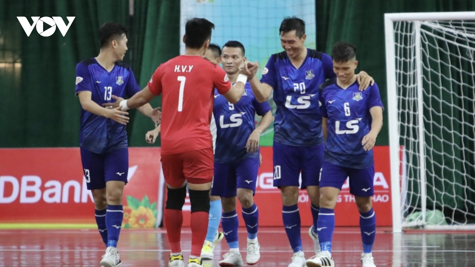 
        Lịch thi đấu bán kết Futsal HDBank Cúp Quốc gia 2022
                          
                      