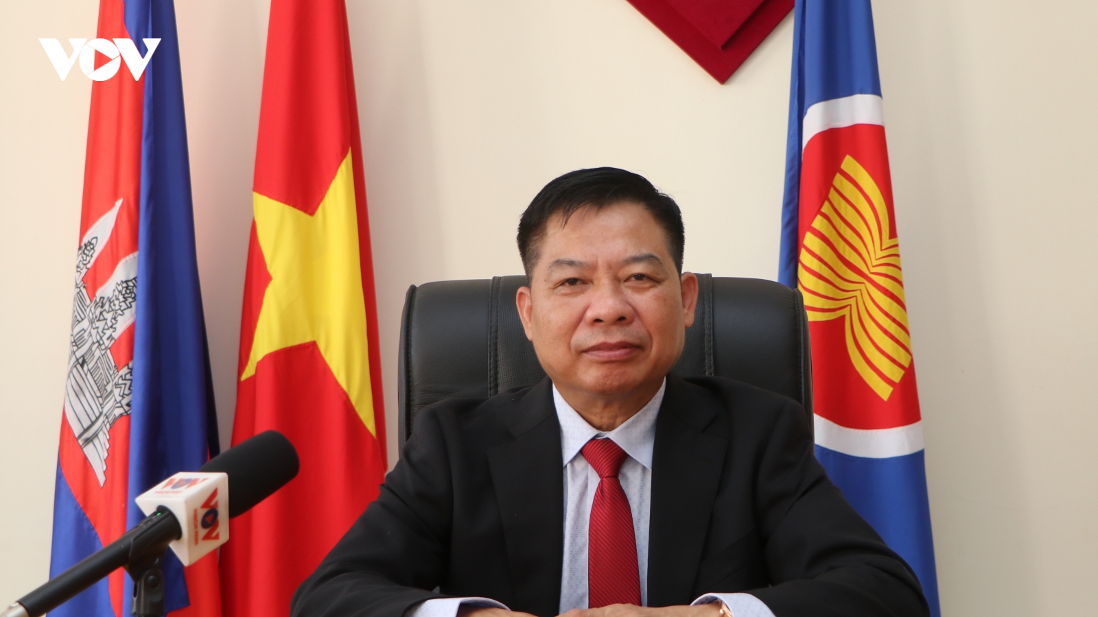 Quan hệ chính trị đóng vai trò nền tảng trong quan hệ Việt Nam - Campuchia