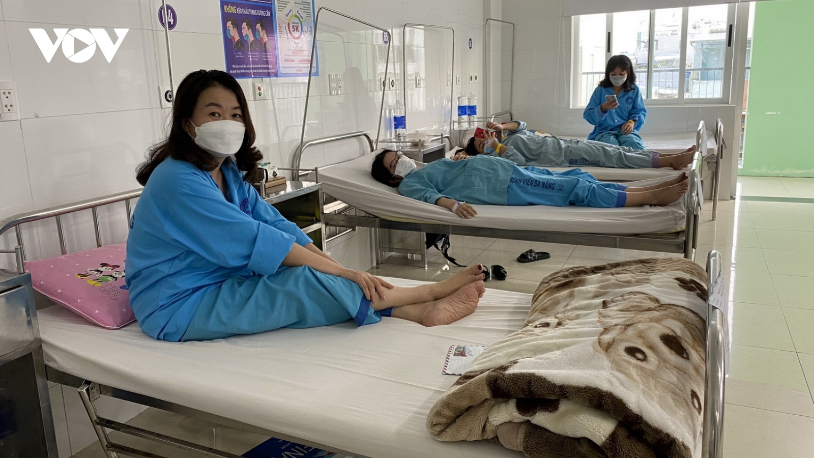 Đà Nẵng: Nhiều nơi quá tải bệnh nhân sốt xuất huyết và hô hấp trẻ nhỏ 