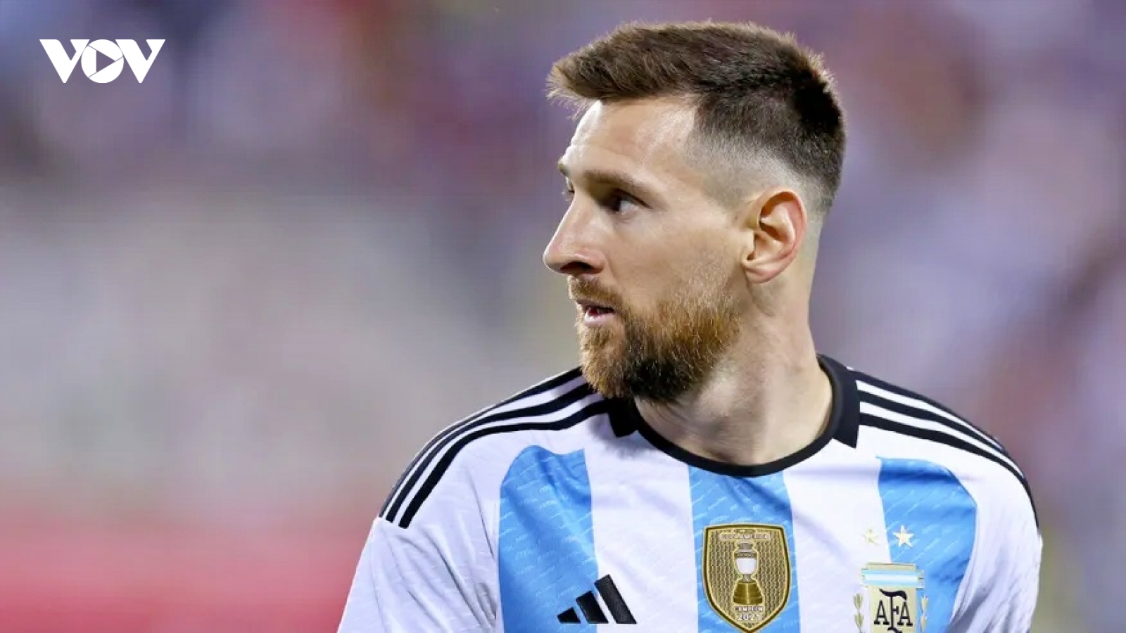 “Ngó lơ” Ronaldo, Rooney chọn Messi và Argentina vô địch World Cup 2022