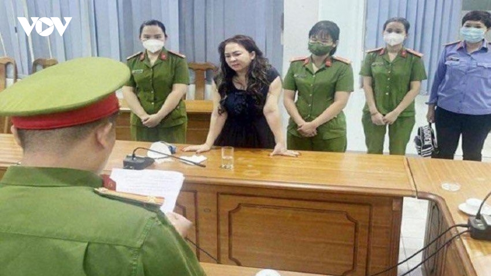 Viện Kiểm sát tiếp tục ra lệnh tạm giam bị can Nguyễn Phương Hằng