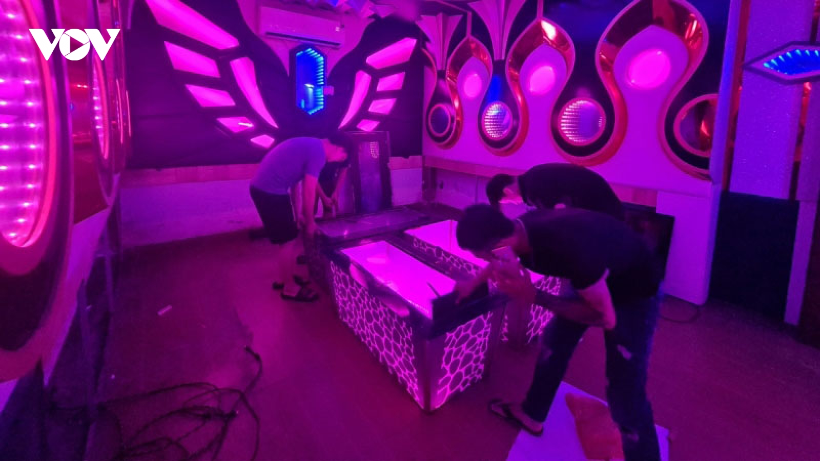 Nhiều chủ cơ sở karaoke ở TP.HCM kiến nghị xem xét lại yêu cầu phòng cháy chữa cháy