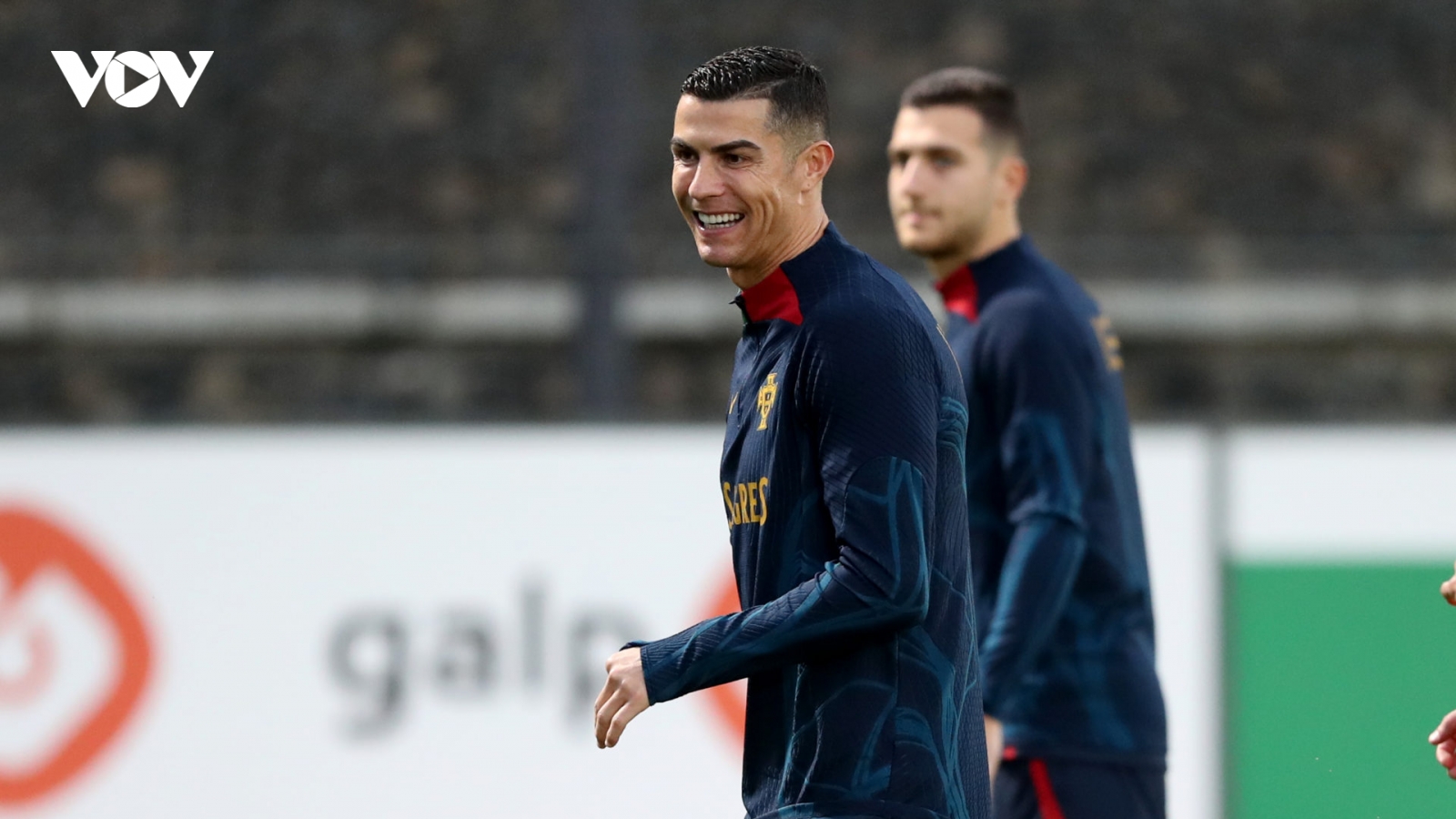 Ronaldo hào hứng tập luyện ở ĐT Bồ Đào Nha, khẳng định tham vọng vô địch World Cup