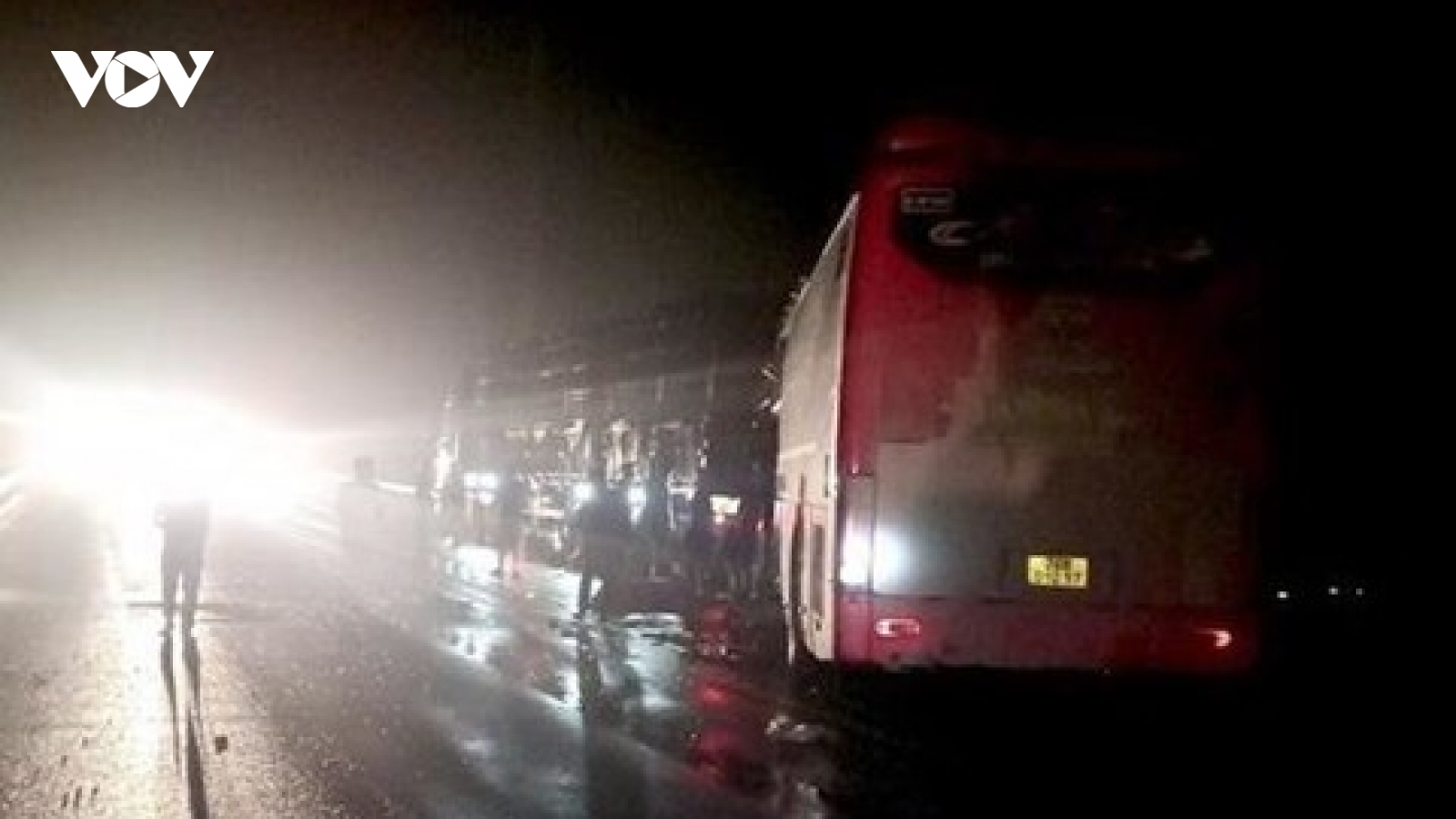 Tai nạn trên cao tốc Nội Bài - Lào Cai khiến 2 người chết, 5 người bị thương
