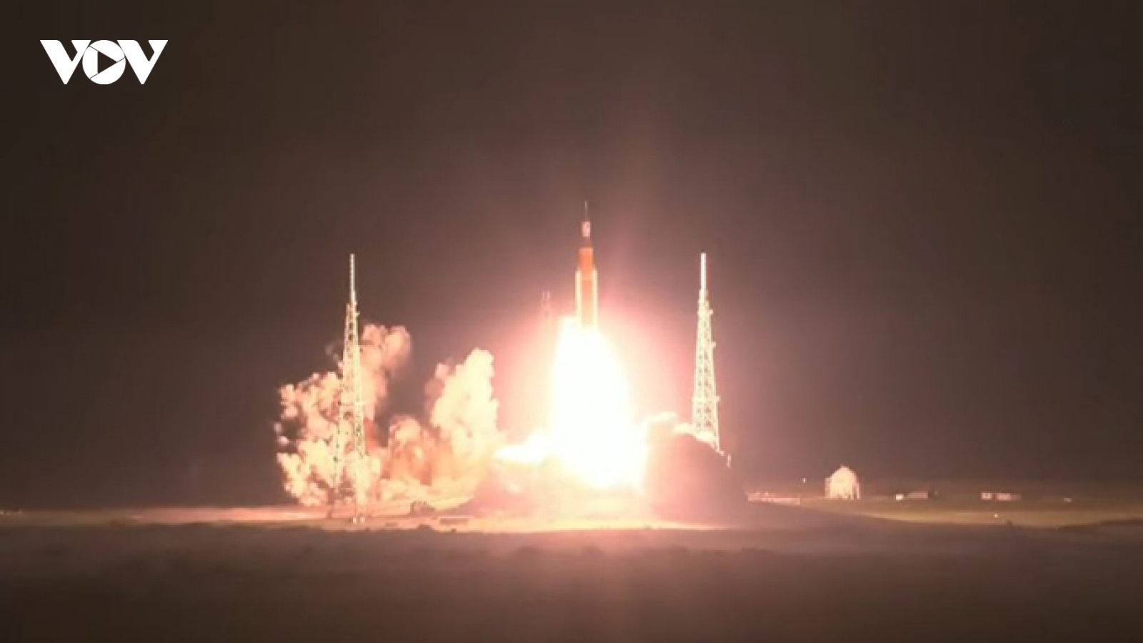 NASA phóng thành công tàu vũ trụ Mặt Trăng Artemis-1