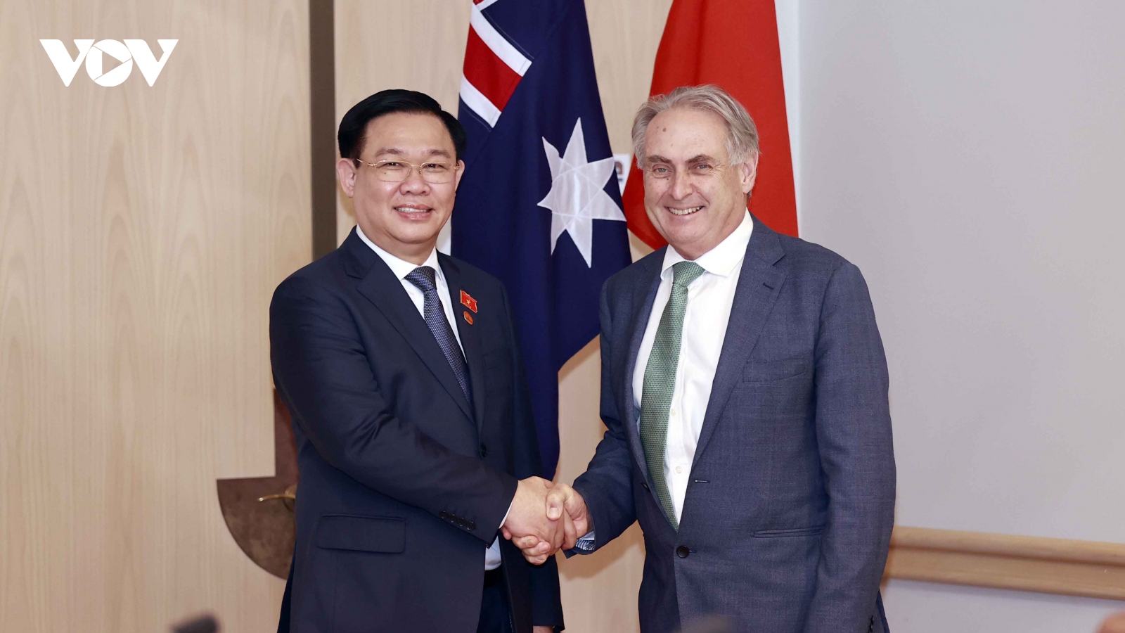 Chủ tịch Quốc hội Vương Đình Huệ tiếp Bộ trưởng Bộ Thương mại và Du lịch Australia