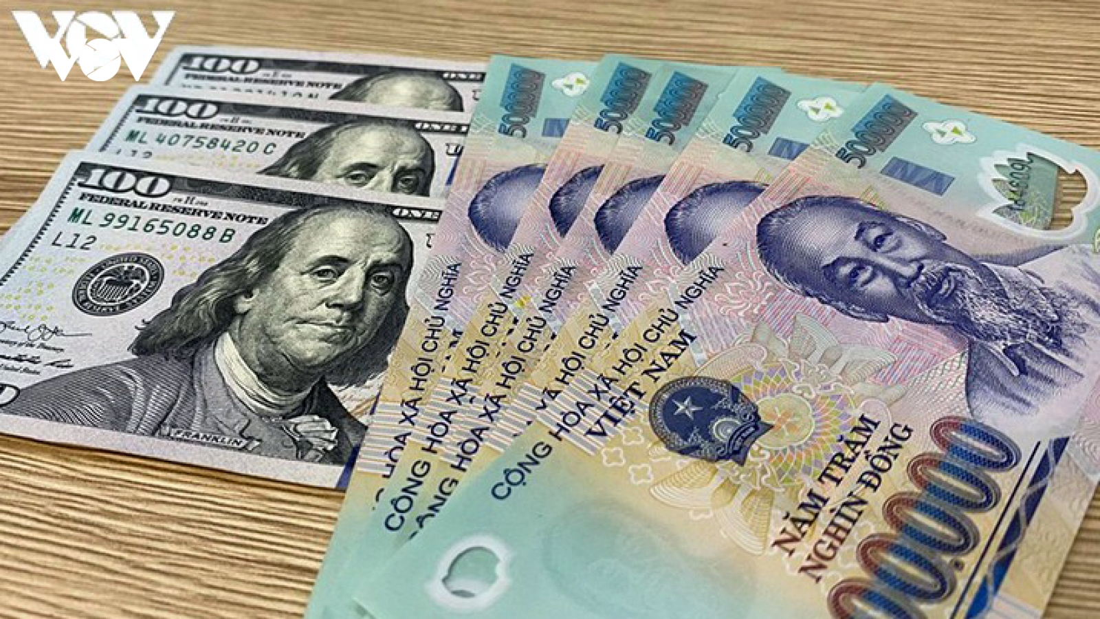 Giá đồng USD liên tục tăng tác động thế nào đến kinh tế Việt Nam?