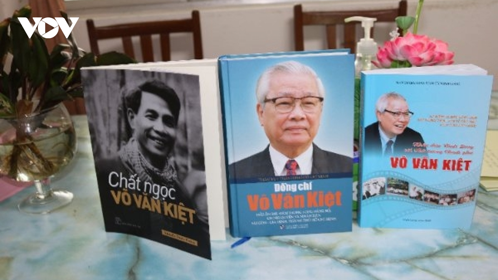 Phát hành 3 cuốn sách nhân kỷ niệm 100 năm ngày sinh Thủ tướng Võ Văn Kiệt