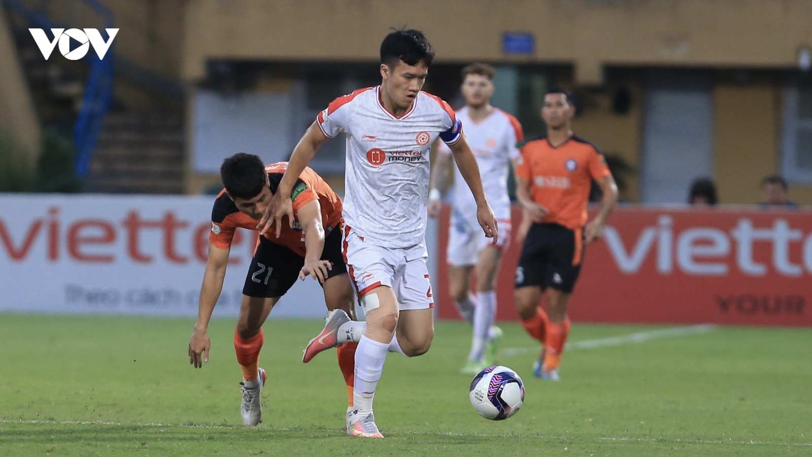 ĐHTB vòng 26 V-League 2022: Hoàng Đức ghi dấu ấn trước ngày dự khán World Cup