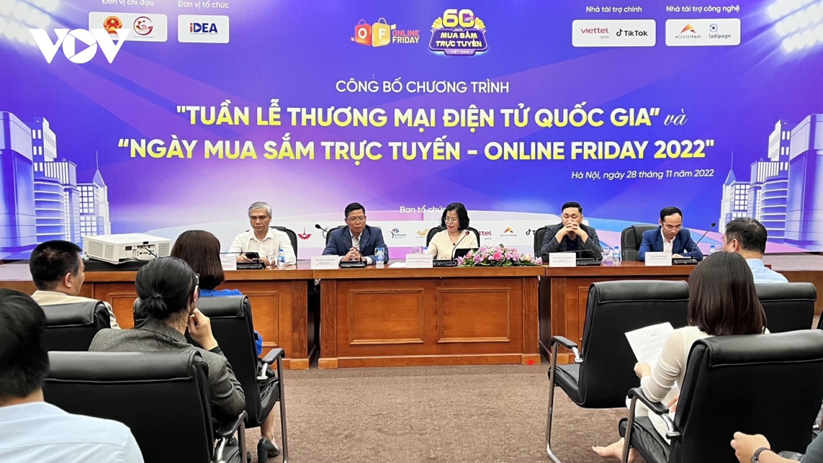 60 giờ Online Friday 2022: Khách hàng có thể “săn” được iPhone giá 1.000 đồng