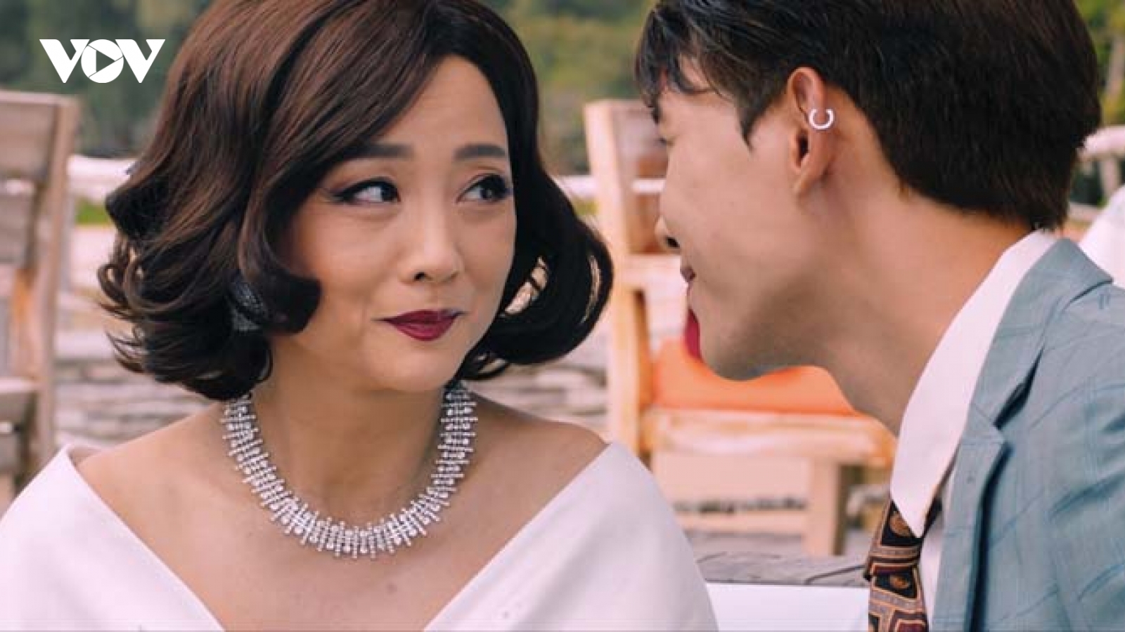 Dàn sao hội ngộ trong phim chiếu Tết "Siêu lừa gặp siêu lầy”