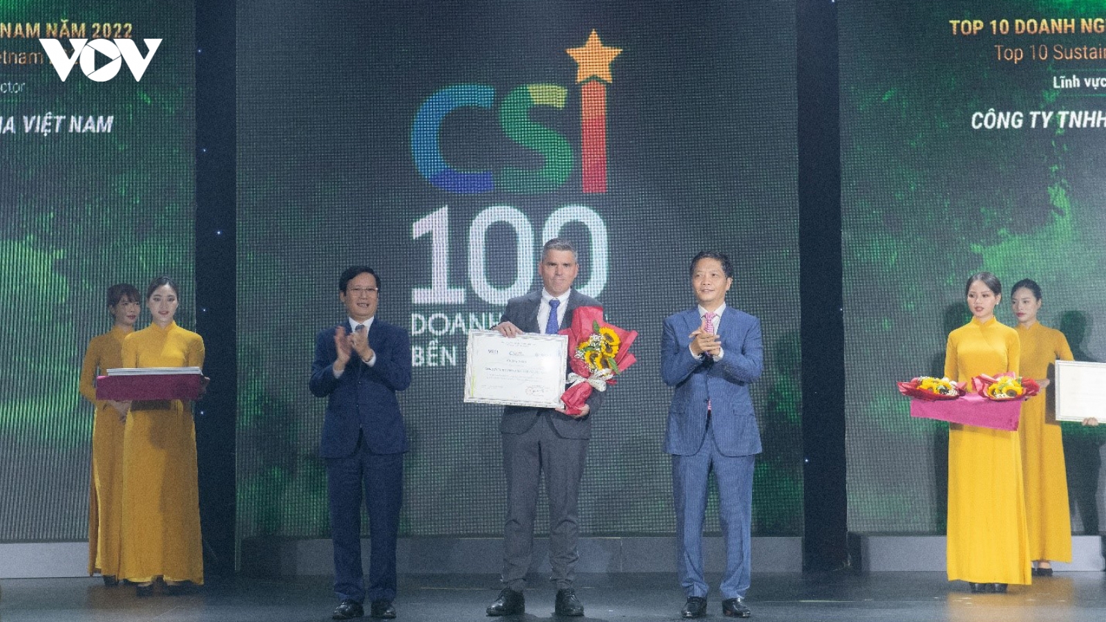 FrieslandCampina Việt Nam được vinh danh top 10 DN bền vững