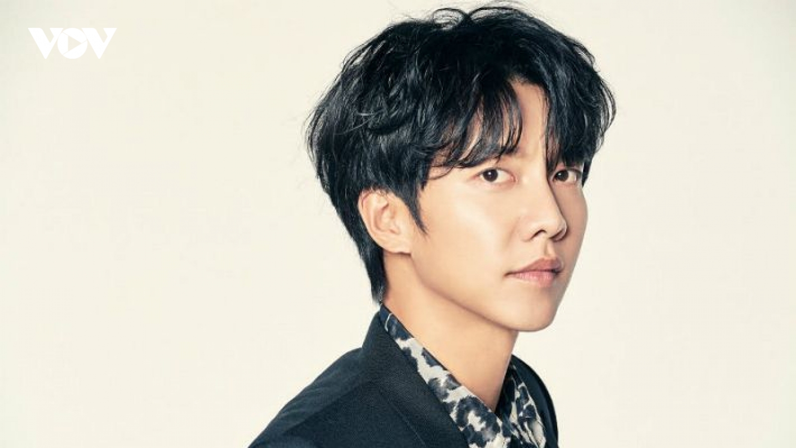 Lee Seung-gi chấm dứt hợp đồng với công ty gắn bó 18 năm
