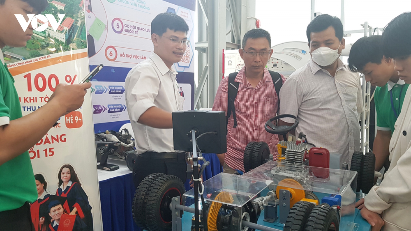 Khởi động Ngày hội khởi nghiệp quốc gia Techfest Vietnam 2022