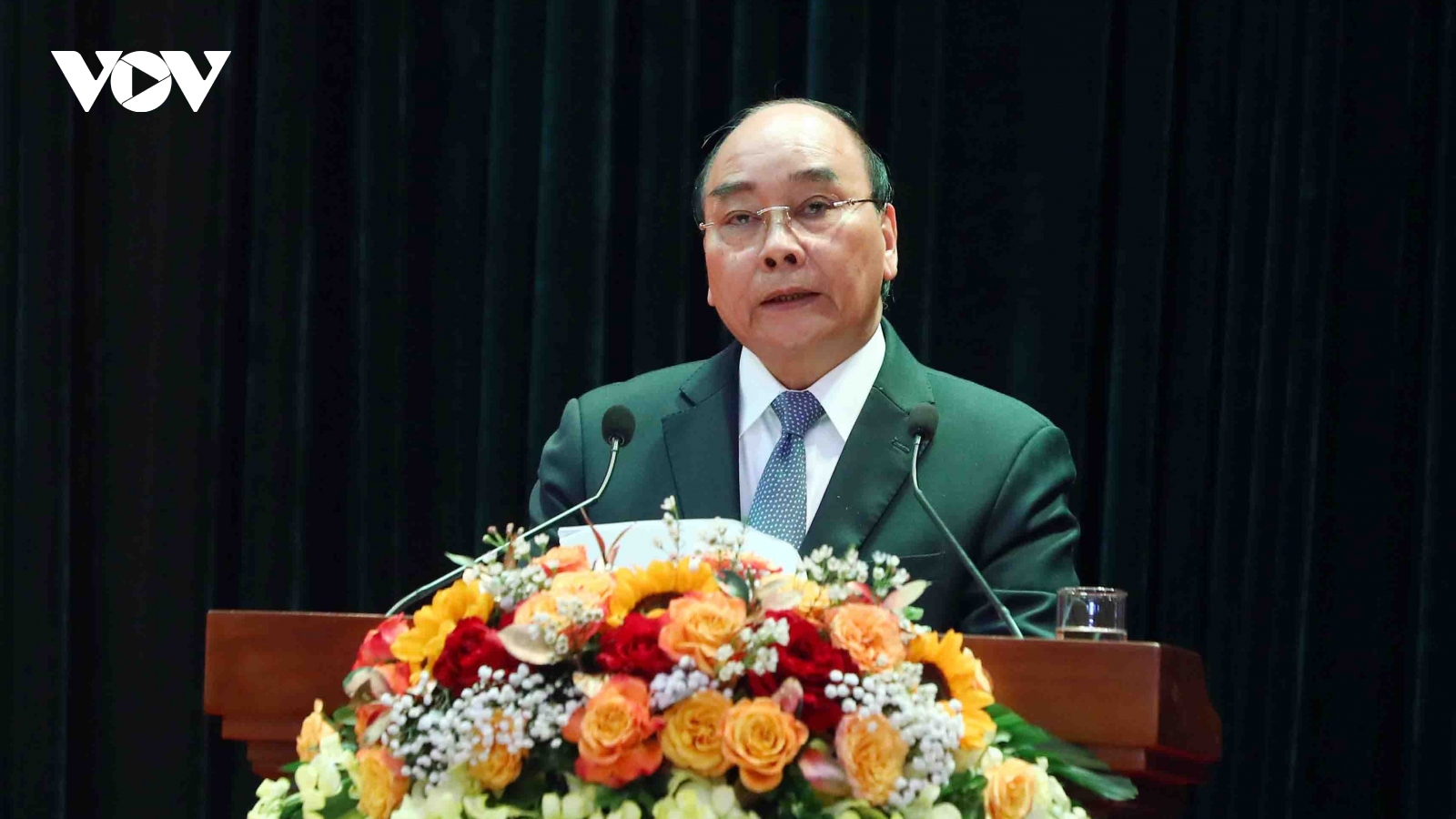Chủ tịch nước Nguyễn Xuân Phúc dự Hội nghị tổng kết 10 năm Chiến lược bảo vệ Tổ quốc