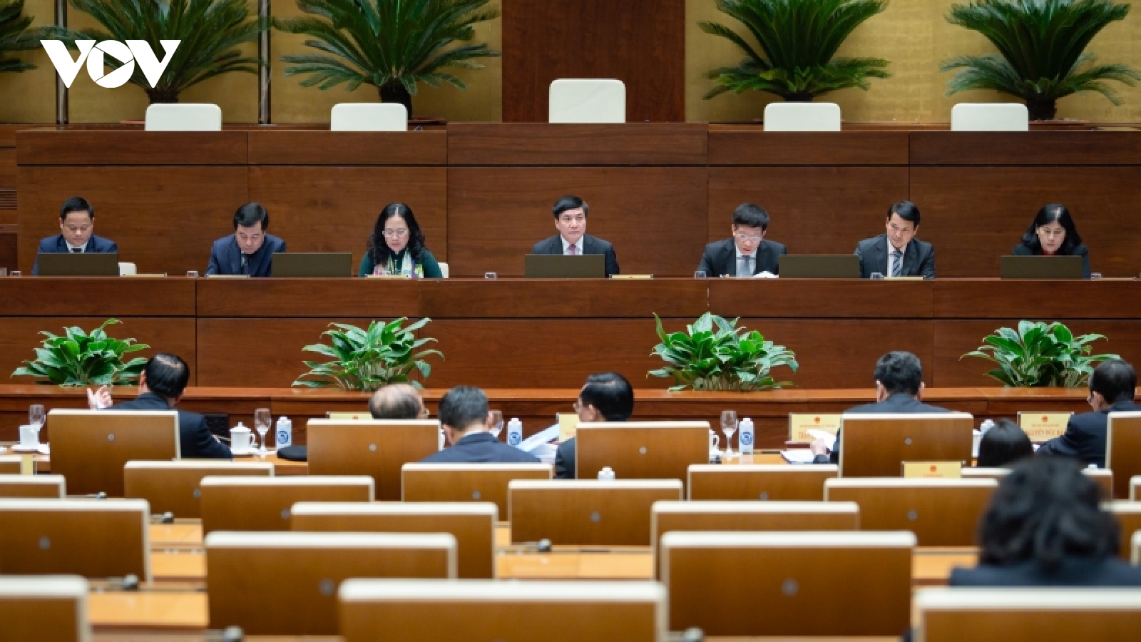 Công chức, viên chức, người lao động Văn phòng Quốc hội “tối ngày vẫn sáng đèn”