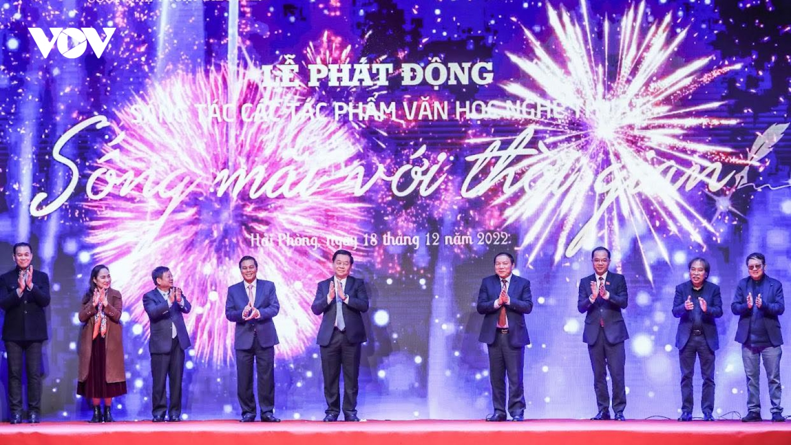 Phát động sáng tác các tác phẩm văn học nghệ thuật “Sống mãi với thời gian”