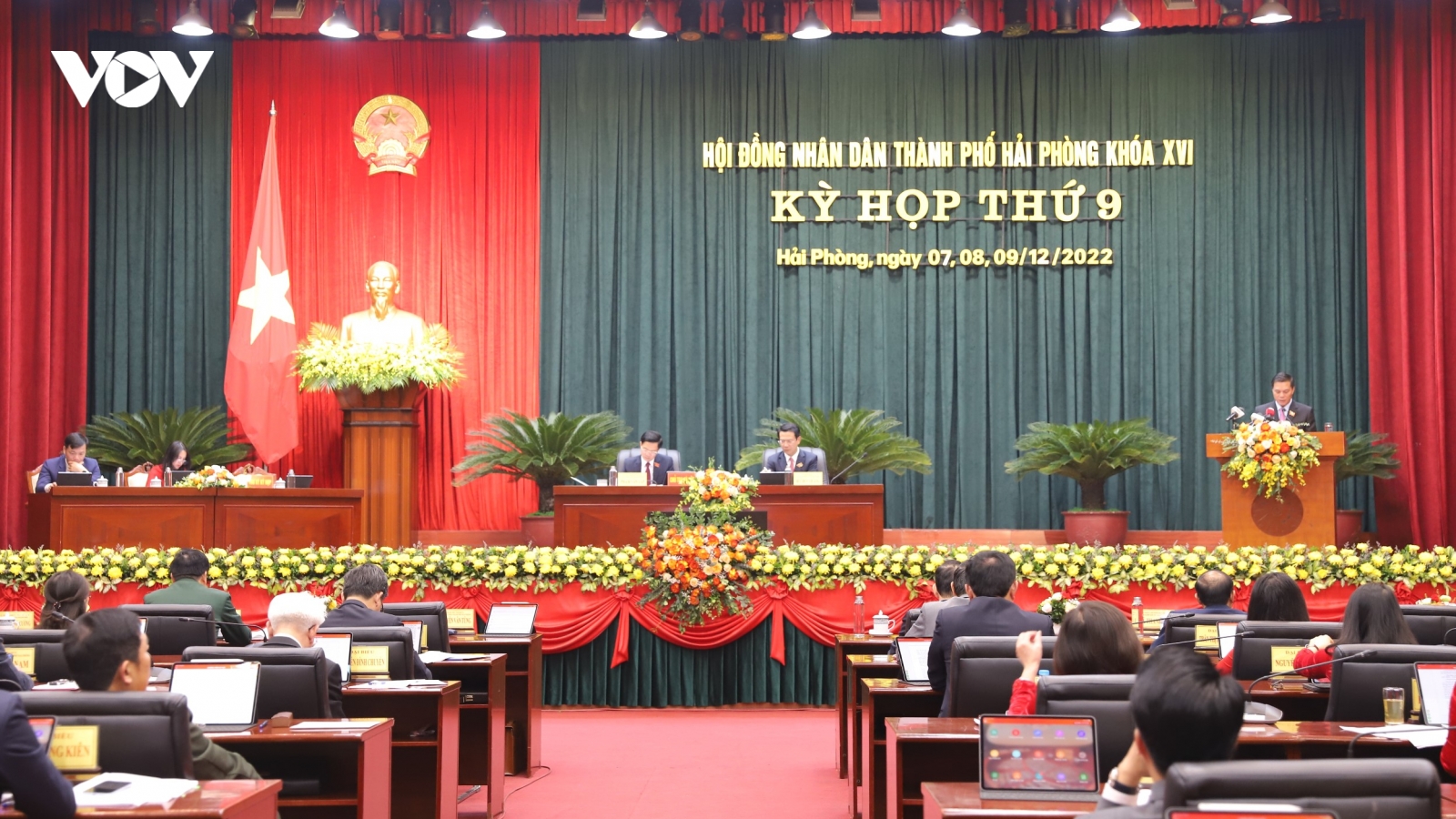 Khai mạc kỳ họp HĐND các tỉnh, thành phố: Nhiều chỉ tiêu đạt và vượt