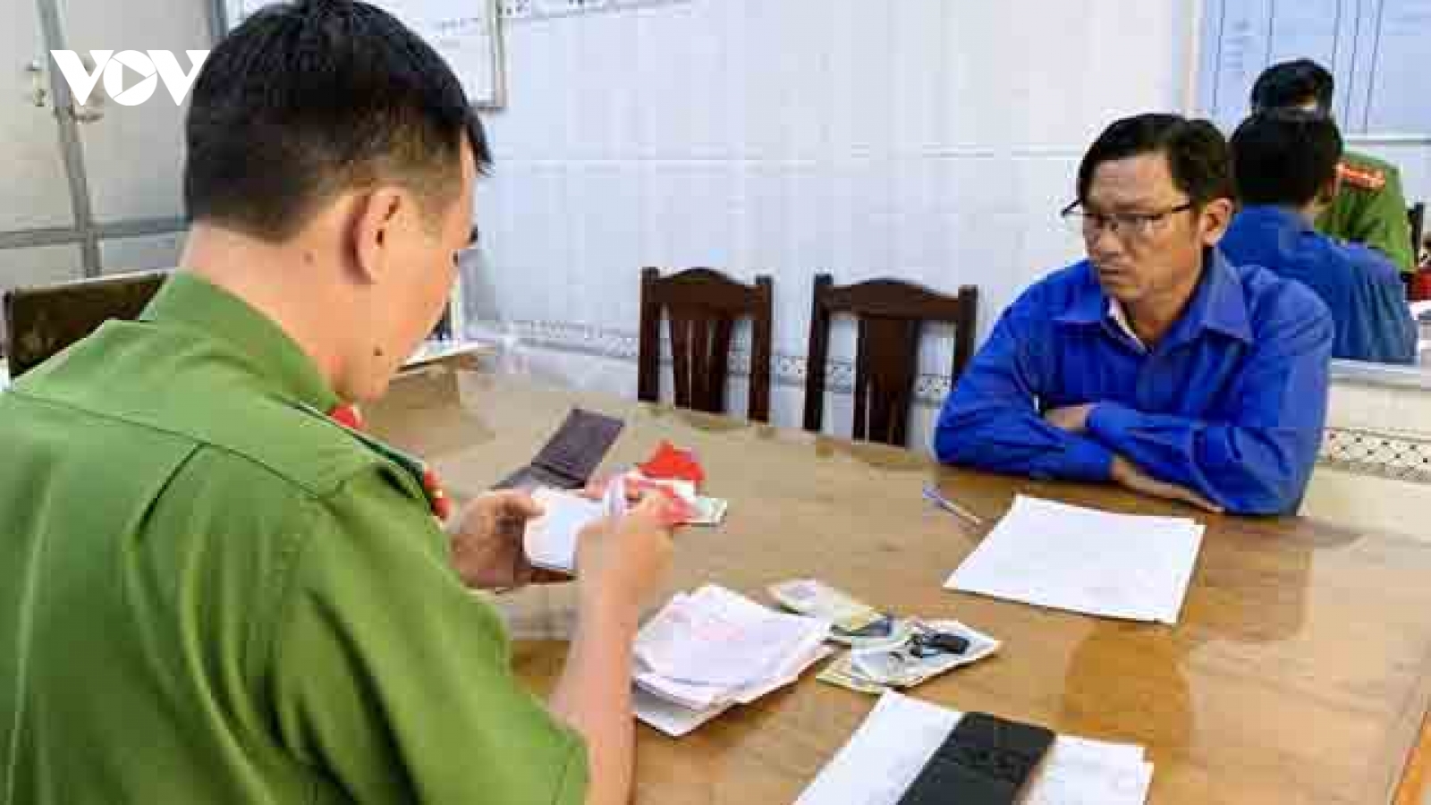 Bắt thầy cúng lừa đảo "di cung hoán số", chiếm đoạt hơn 700 triệu đồng
