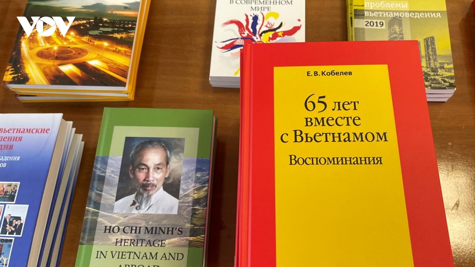 “Ký ức 65 năm cùng Việt Nam” của nhà Việt Nam học Evgeny Kobelev