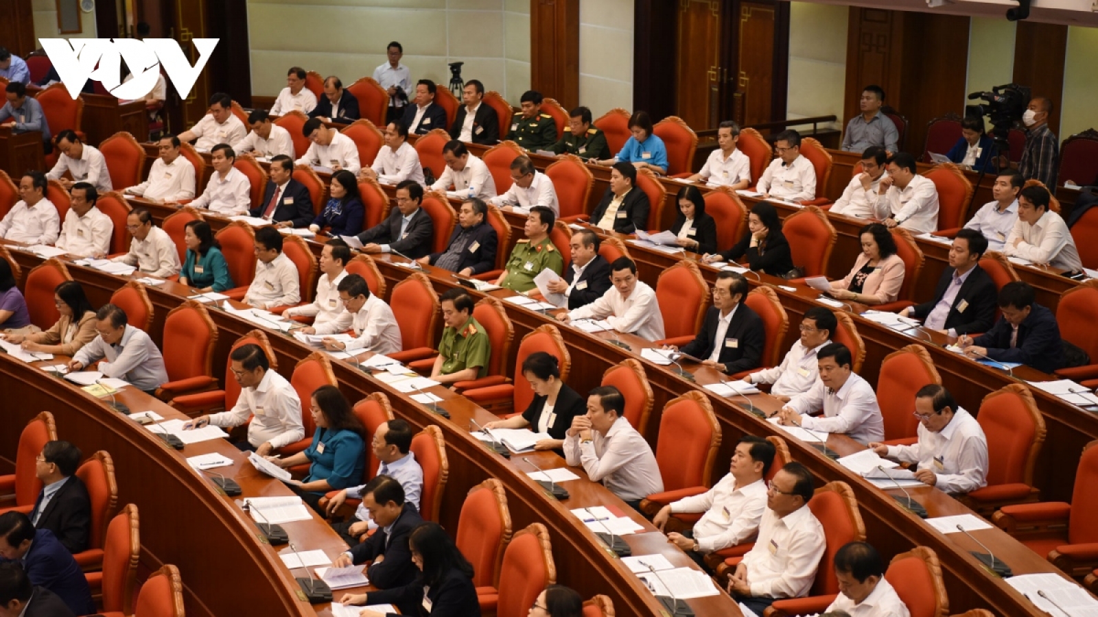 Hết thời địa phương “đẩy" các vụ tham nhũng, tiêu cực lên Trung ương giải quyết
