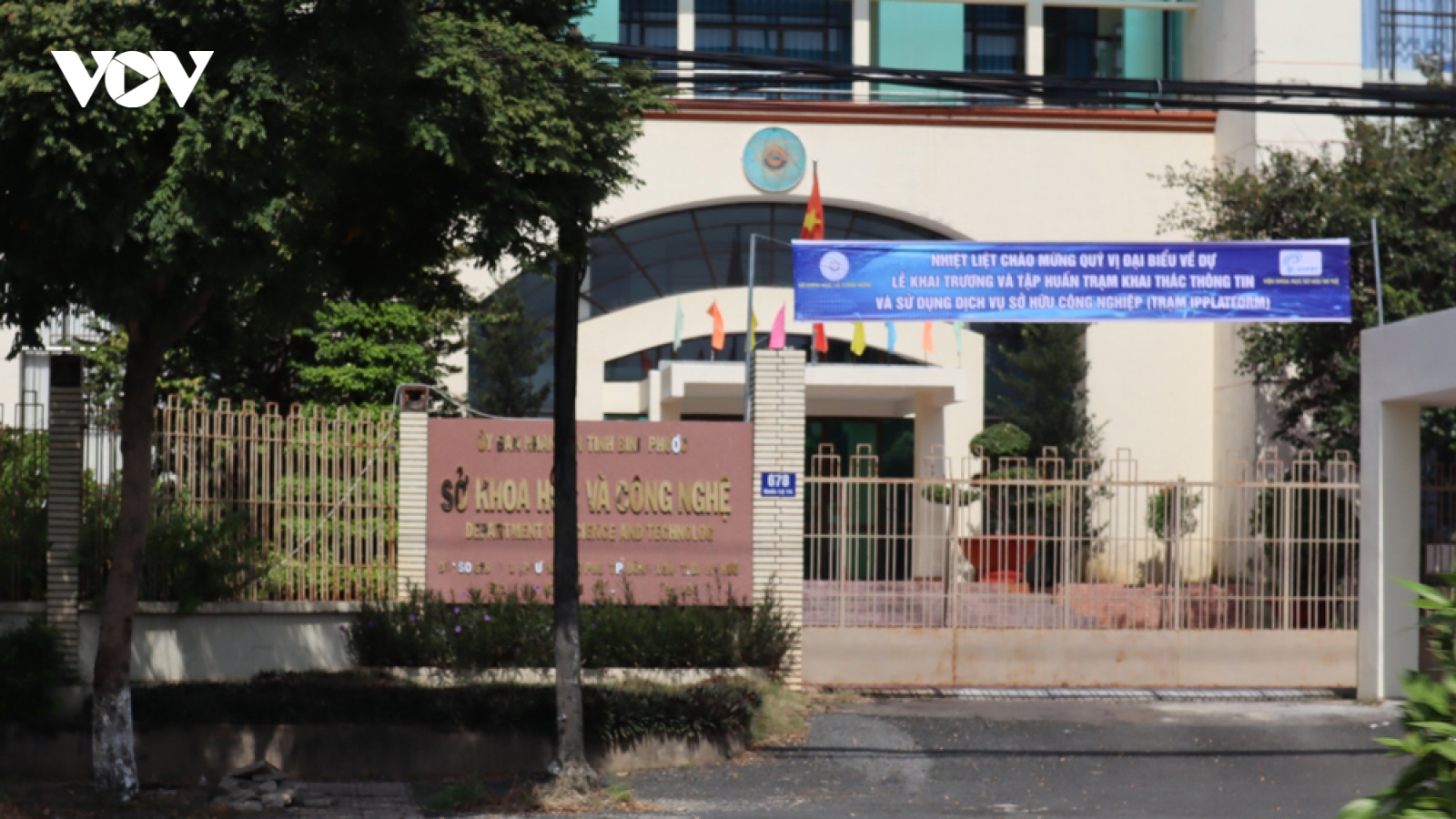 Một phó giám đốc sở ở Bình Phước xin nghỉ việc
