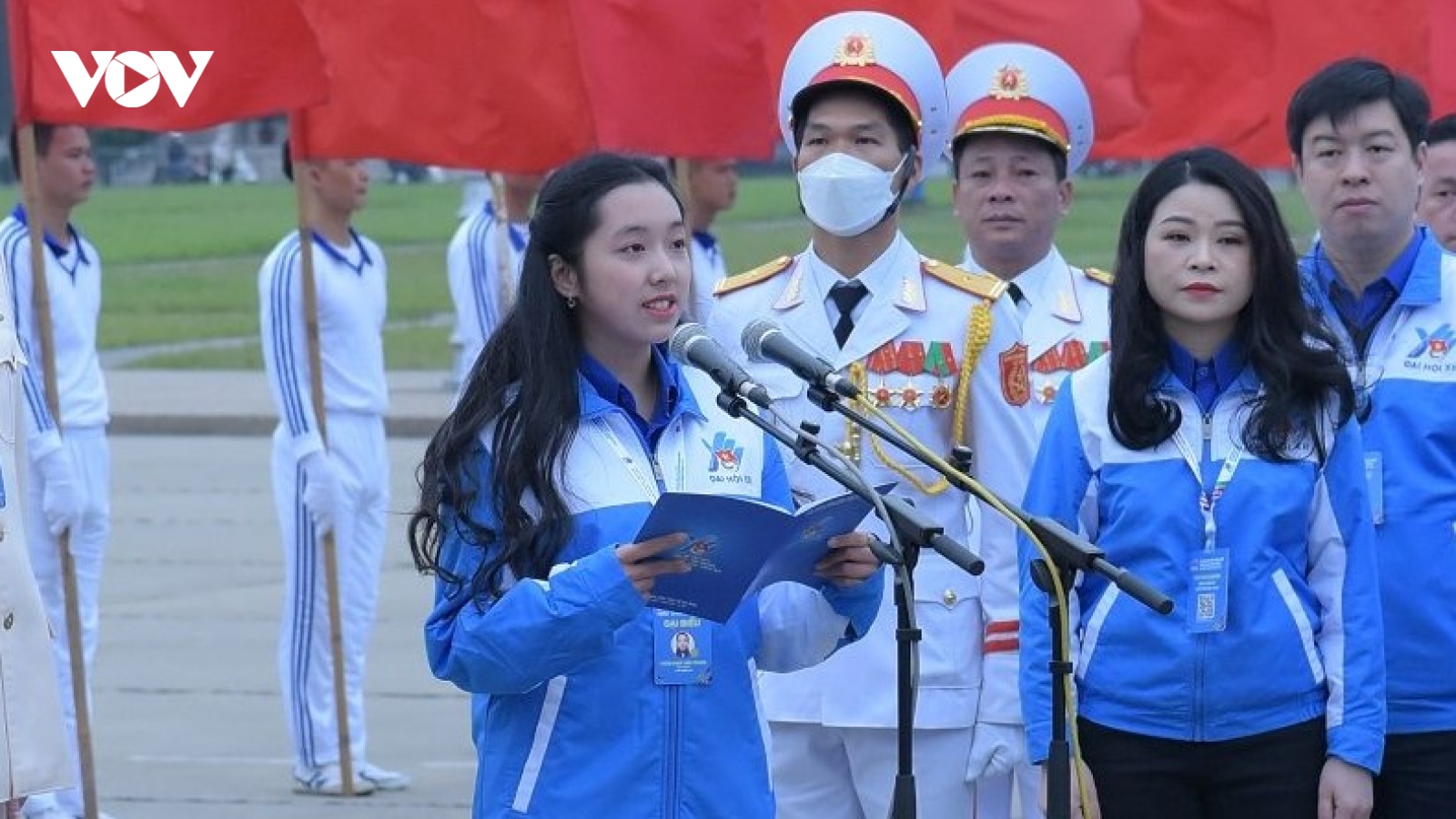 Nữ sinh 8.0 IELTS làm MC trong hoạt động đặc biệt Đại hội Đoàn toàn quốc lần thứ XII